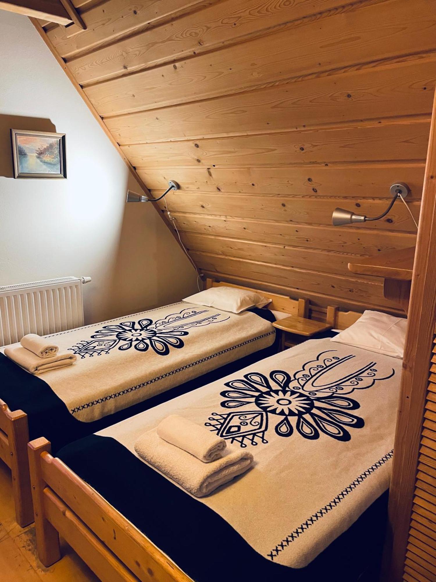 Apartamento Dom Z Witrazami Bukowina Tatrzańska Exterior foto