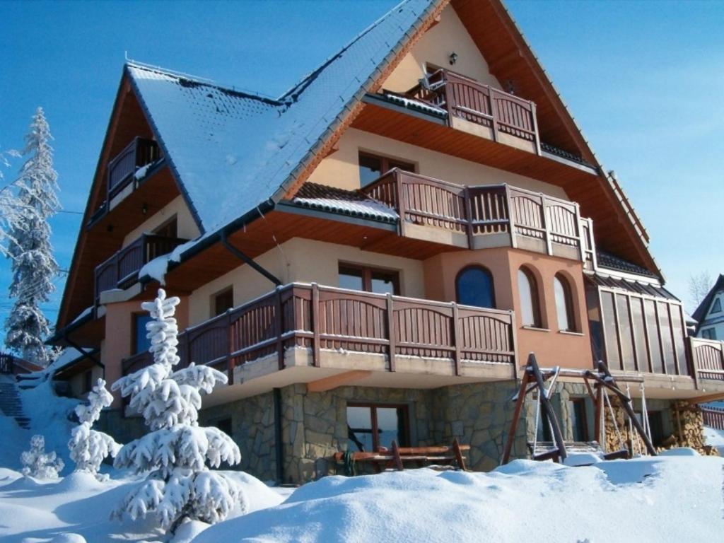 Apartamento Dom Z Witrazami Bukowina Tatrzańska Exterior foto